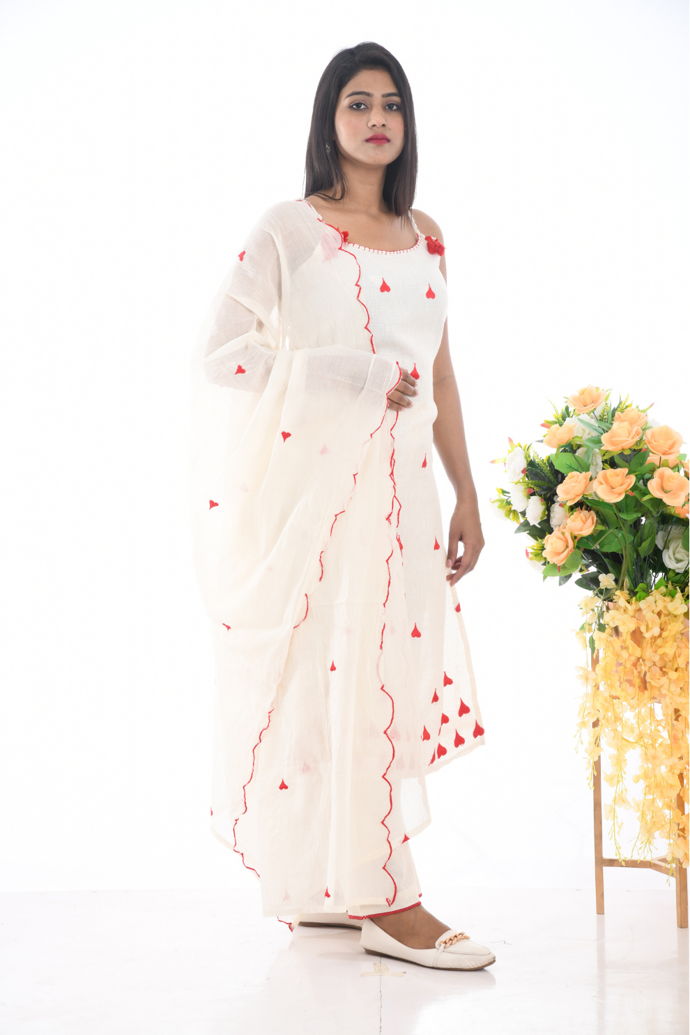 Ivory & Red heart-Embroidered cotton linen Kurta Set with Dupatta