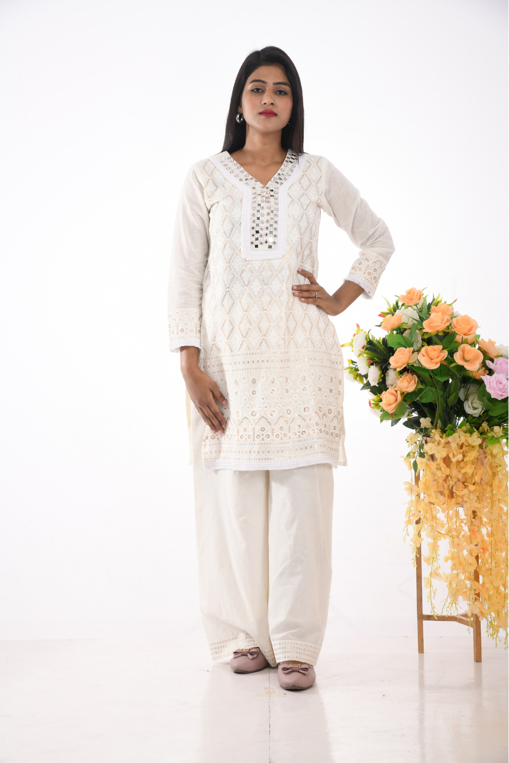 Elegant mirror and white threadwork detailing Kurta Set
