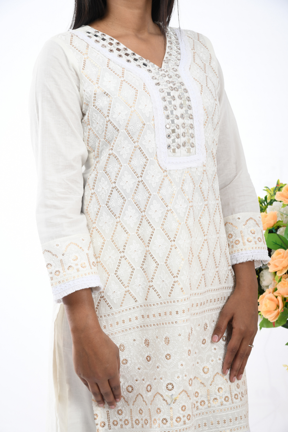 Elegant mirror and white threadwork detailing Kurta Set